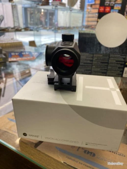 POINT ROUGE HAWKE ENDURANCE REFLEX DOT NEUF 12127 3 POINT ROUGE HAWKE ENDURANCE REFLEX DOT NEUF 12127