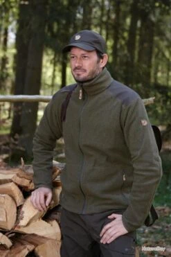 FJÄLLRÄVEN Veste Polaire Fjällräven Sten (Couleur: Olive Foncé, Taille: S) -Chasse Offres Boutique 00004 Veste polaire Fjallraven Sten Couleur Olive fonce Taille S