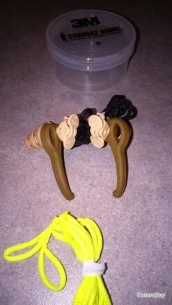 10 PAIRES DE BOUCHONS ANTI BRUITS De Marque 3M (neufs) Lot De X10 Paires Combat Arms 4.1 New -Chasse Offres Boutique 00015 10 PAIRES DE BOUCHONS ANTI BRUITS de marque 3M neufs lot de x10 paires combat arms 4.1 new